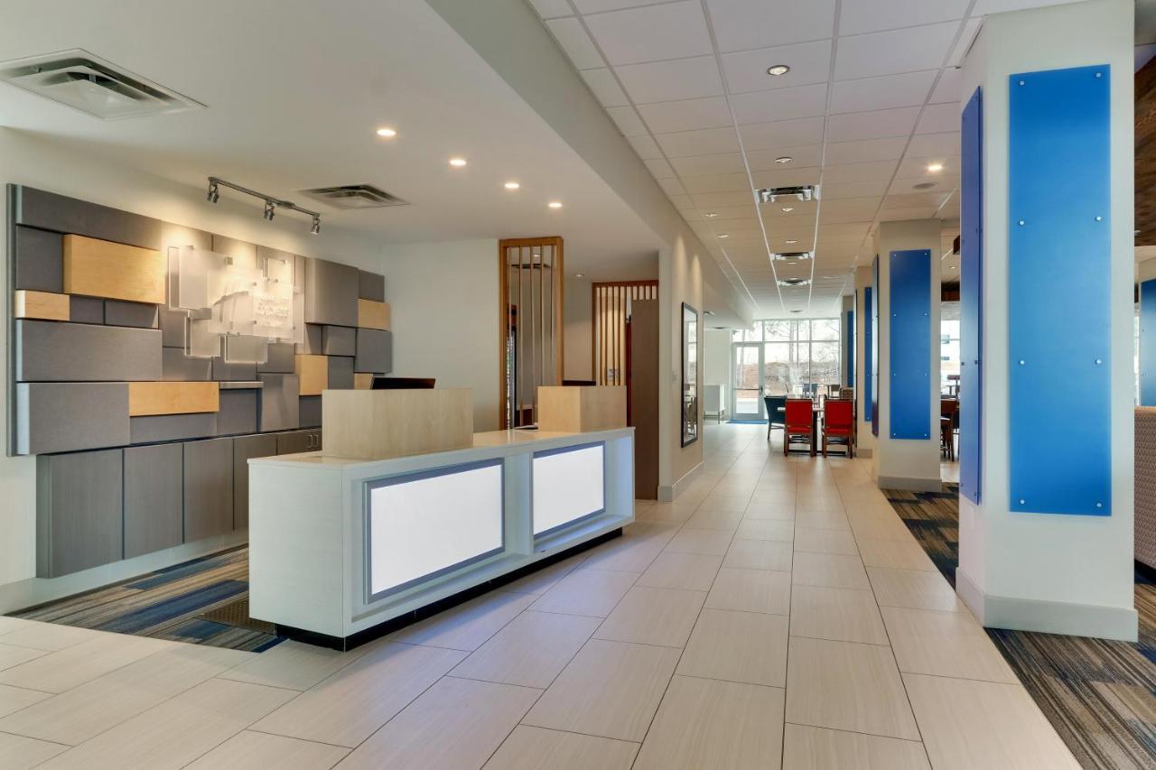 Holiday Inn Express & Suites - Dawsonville By Ihg Exterior photo